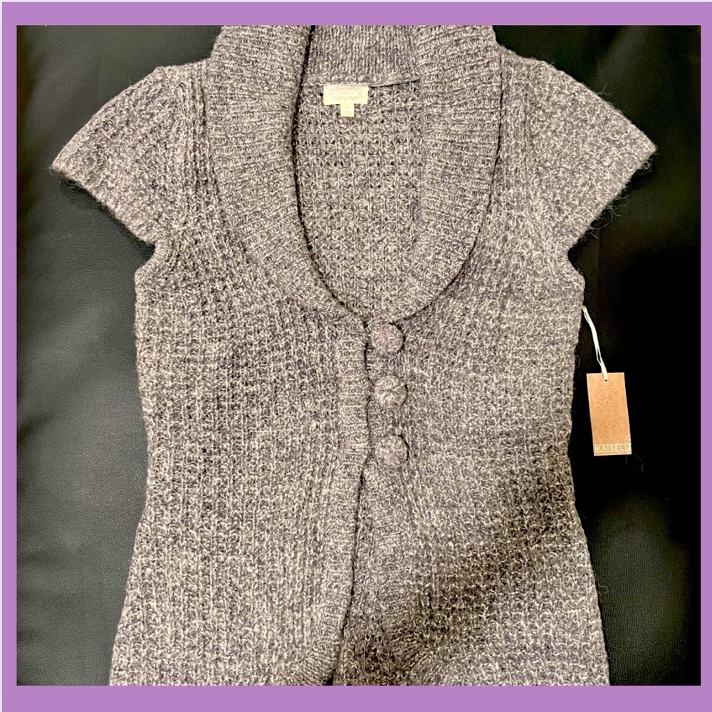 BRAND NEW! Kaisely size Medium lavender/grey cap sleeve knit sweater vest.